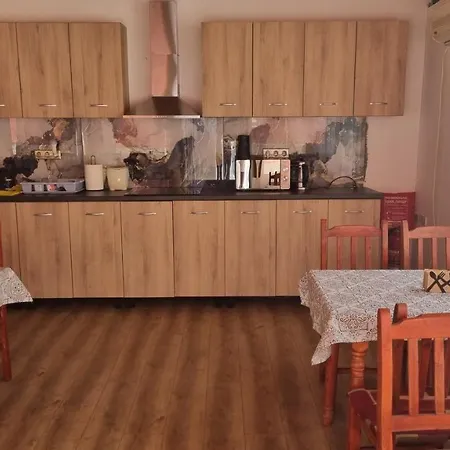 Casa de hóspedes пиргос