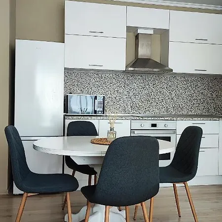 Луксозен Апартамент С Две Спални Apartment *
